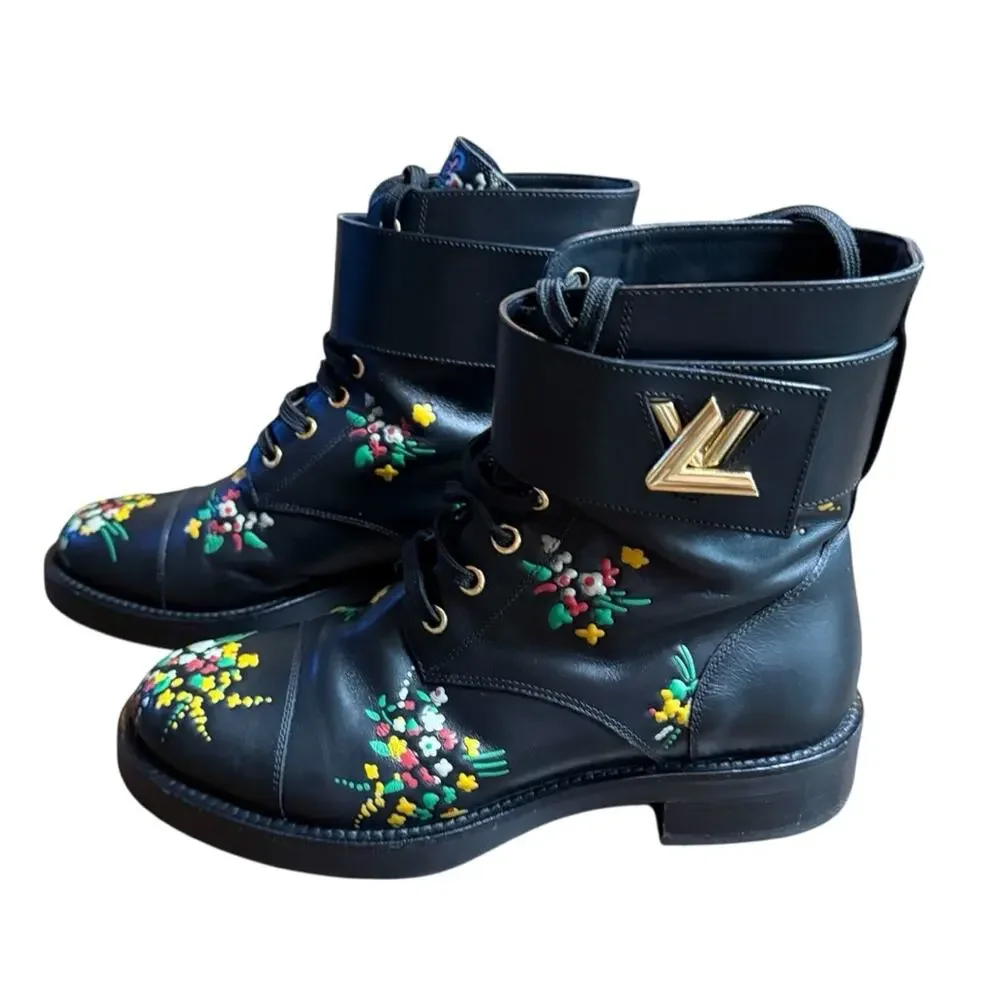 LOUIS VUITTON Wonderland Floral  Ranger Leather Boots Gold LV Buckle EU 38 U8